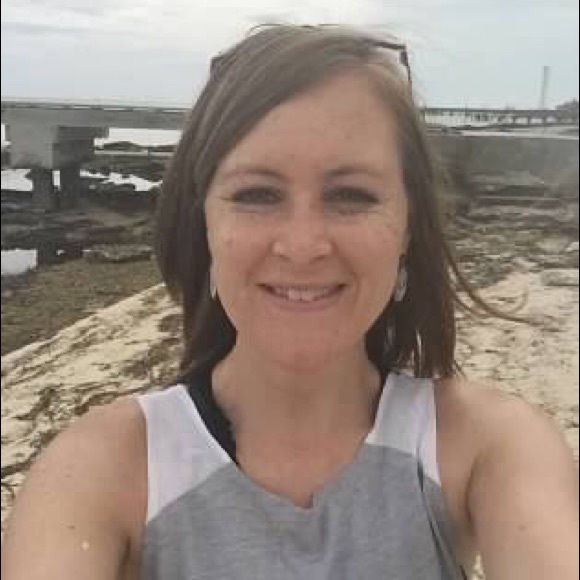 Meet your Posher, Emilee - Picture 1 of 2